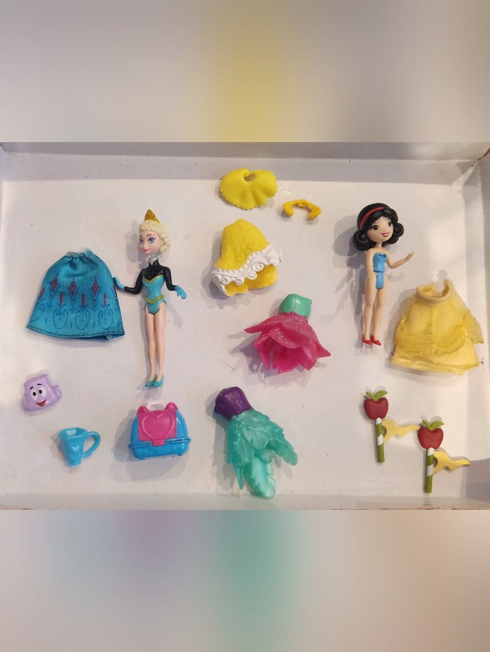 Mixed Lot Disney Elsa Snow White Dolls Mixed Accessories & More